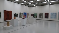 美術家協会展の様子