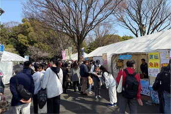 けやき広場のブース