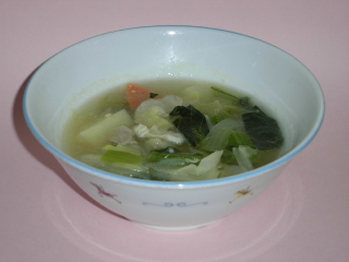 野菜とじゃがいものスープ