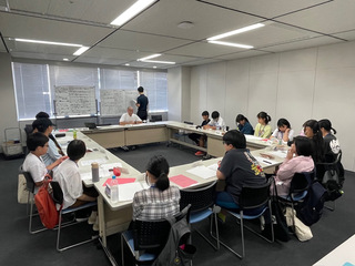 企画会議の様子