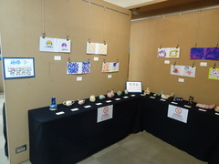 作品展の様子（あすなろ青年学級）