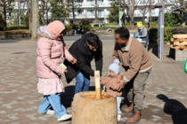 もちつき大会の様子