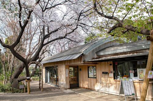 牧野記念庭園講習棟